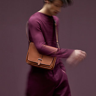 【希少品♪】HERMES Steve light junior レザーショルダーバッグ Steve light junior messenger bag | Hermès Mainland China