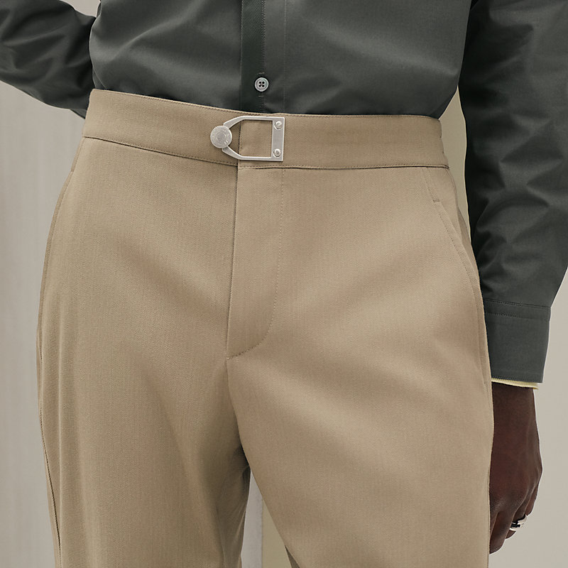 Stirrup closure Chelsea pants