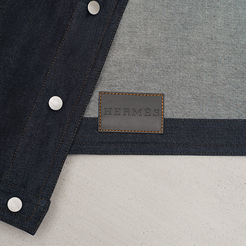 Straight cut denim jacket