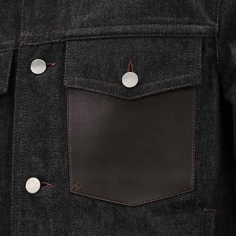 Straight cut jacket with leather detail