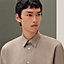 View: Worn, Straight cut shirt