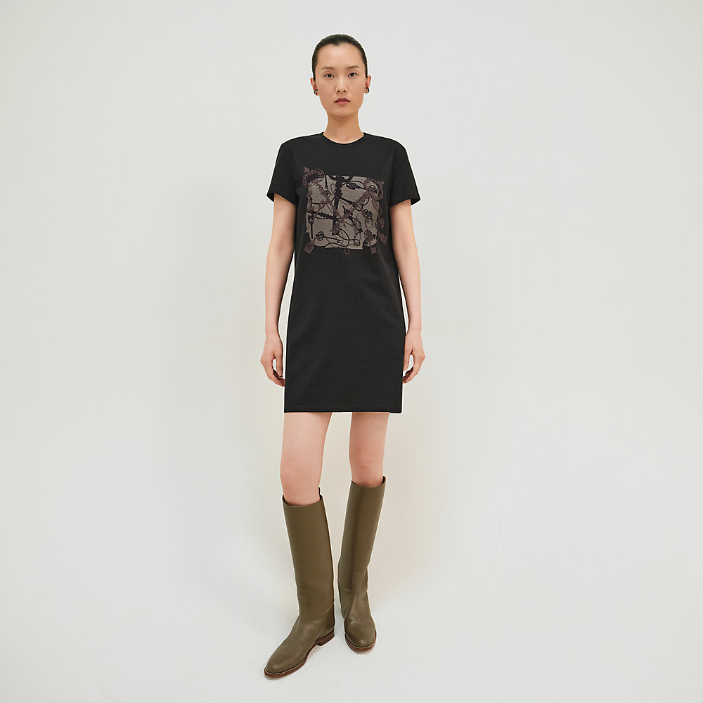 straight-dress--5E4525DA02-