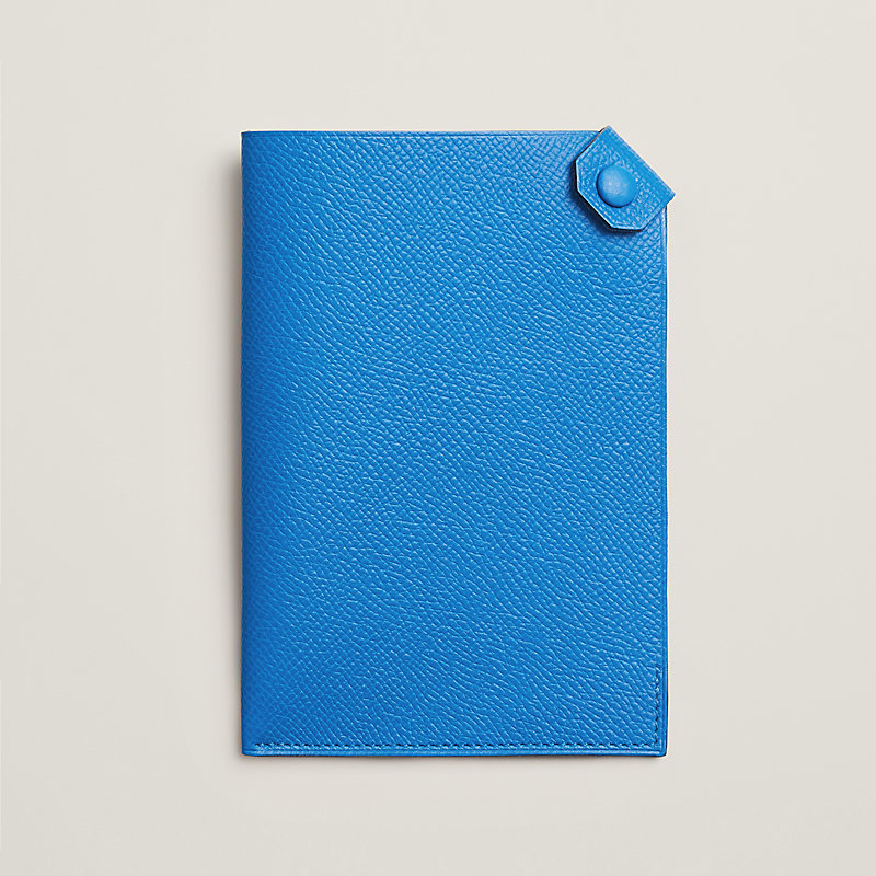 Tarmac passport holder