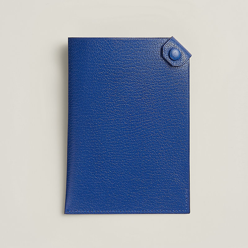 Tarmac passport holder