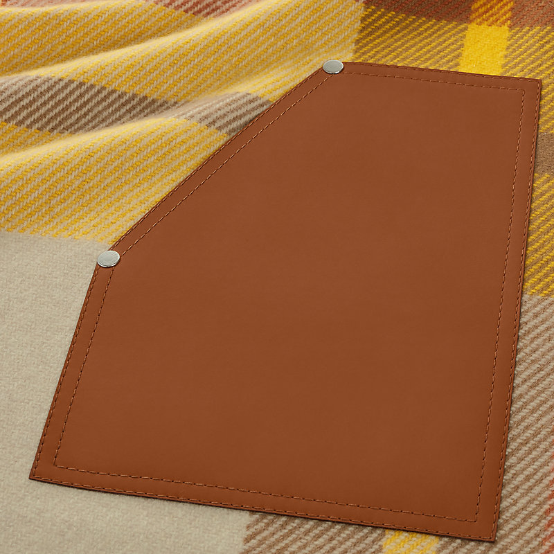 Tartan Poches Cuir Appliquees scarf