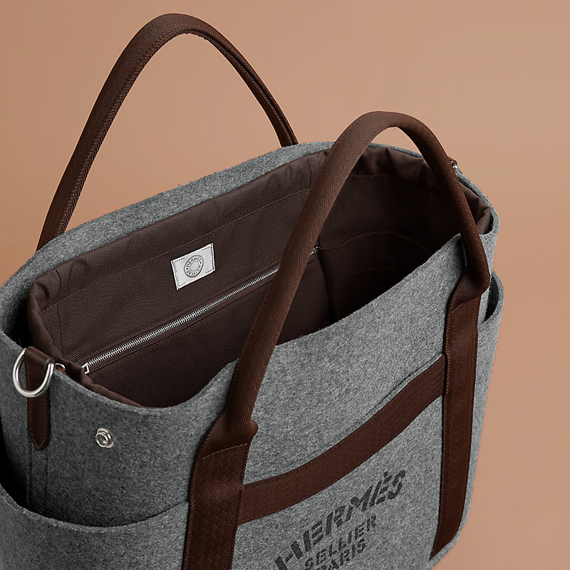 The Grooming Bag