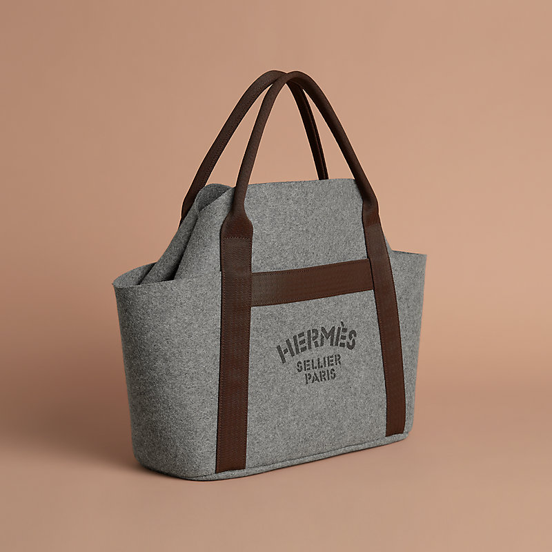 The Grooming Bag