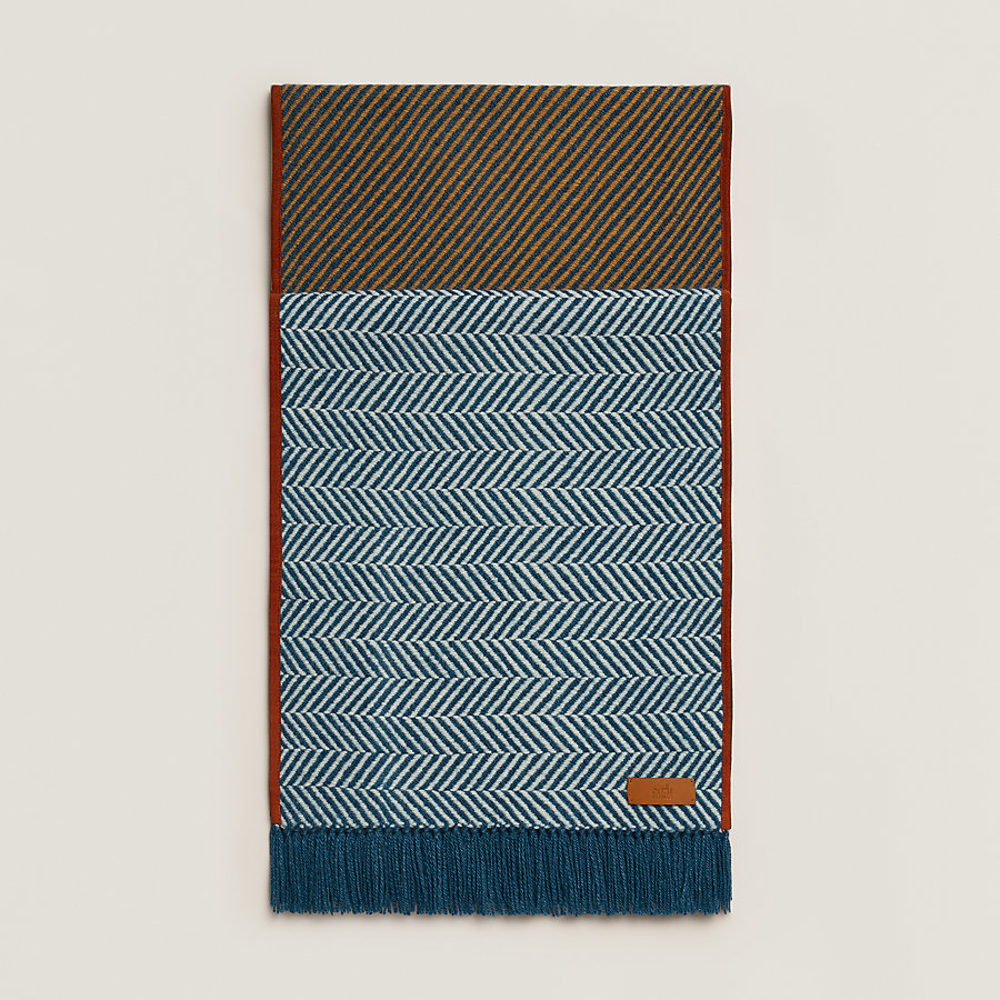 HERMES カシミアシルク ゼブラ 羽根模様 レディース - 小物