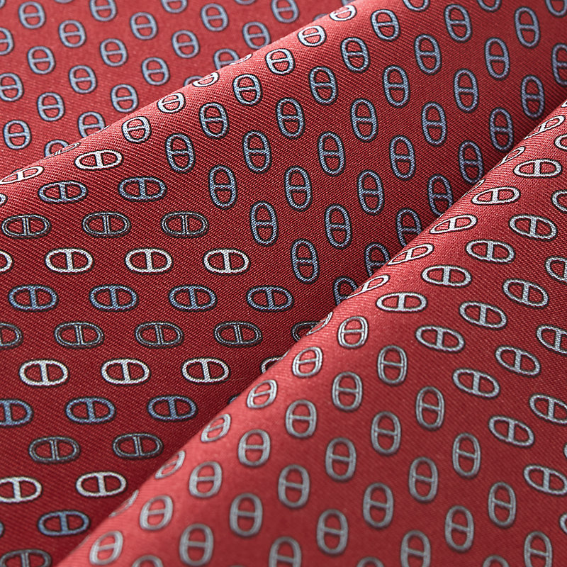 Trois Petits Maillons pocket square 45