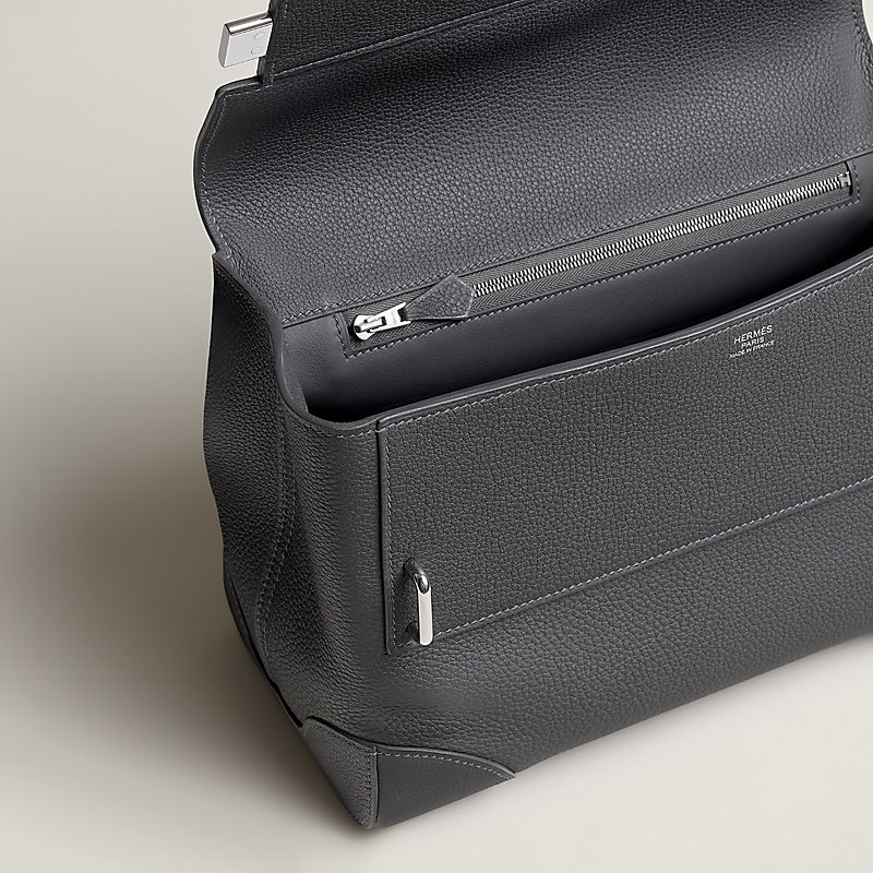 Trotting bag