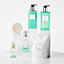 View: front, Un Jardin sur le Nil Hair and body shower gel