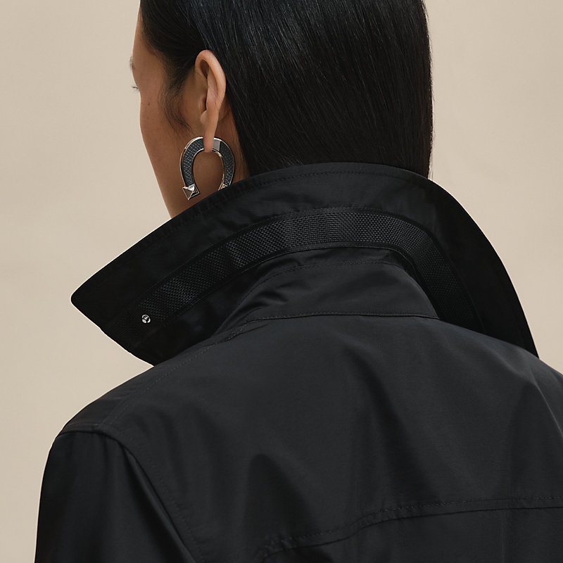 Windbreaker coat