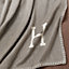 View: Detail, Yack'n'Dye bed cover