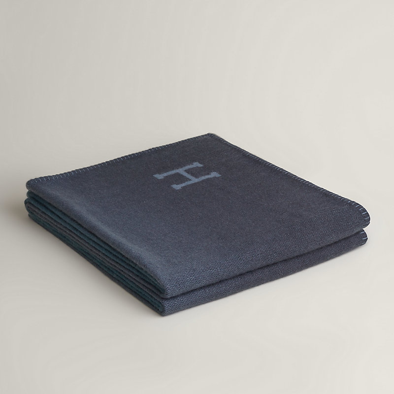 Yack'n'Dye bed cover
