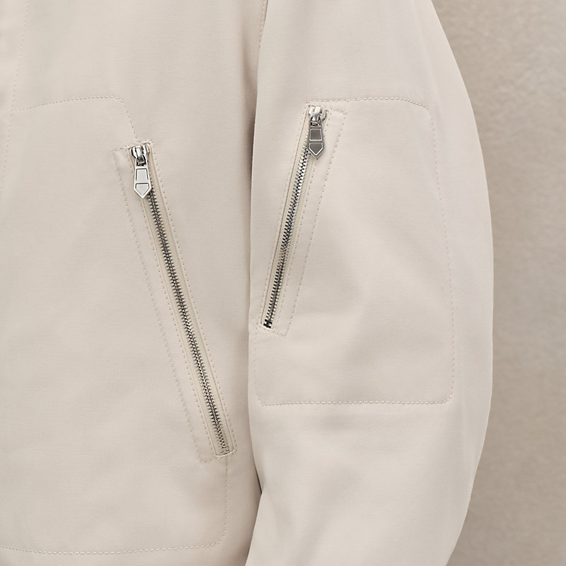 Zipped hooded jacket