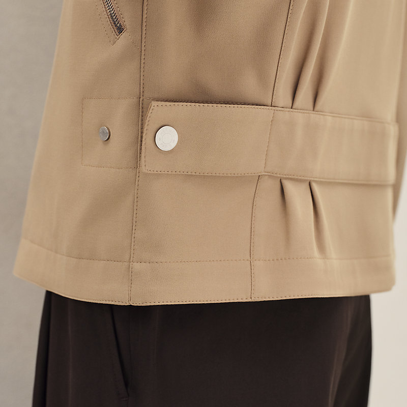 Zipped straight cut jacket