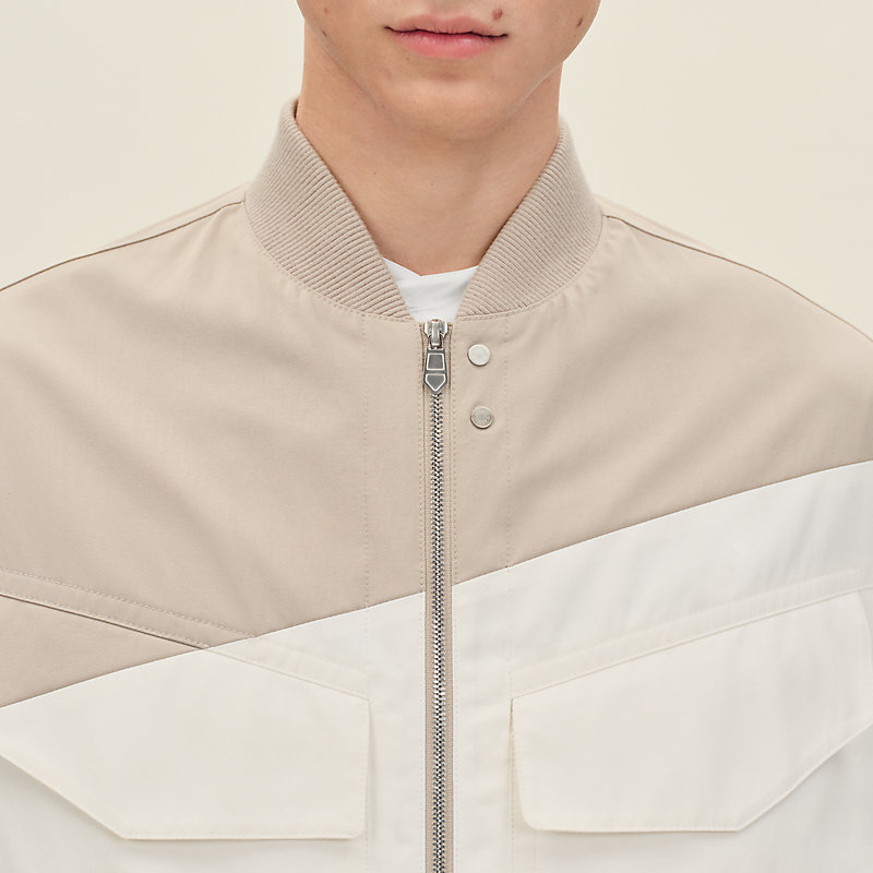 Zipped straight cut jacket