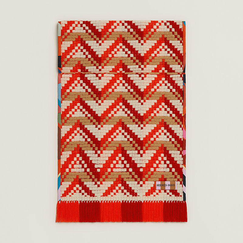 Zoom Chevron scarf
