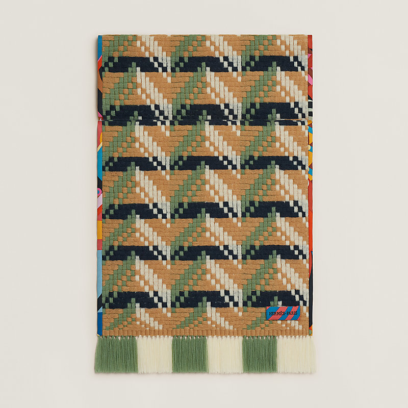 Zoom Chevron scarf