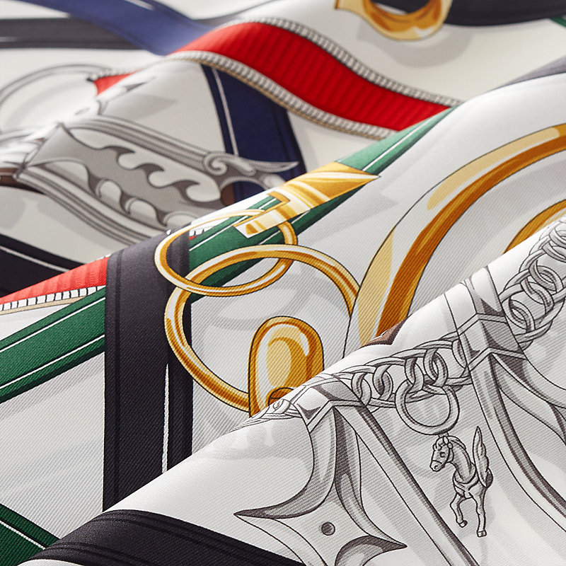 “传奇鞍辔&nbsp;”90方巾