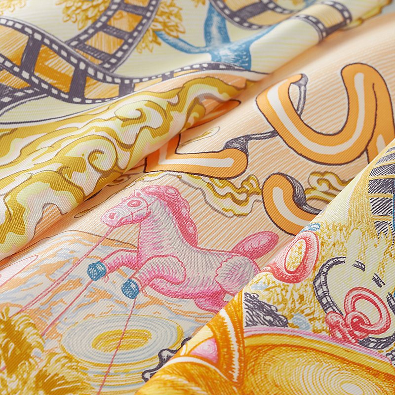 “光之城”90方巾