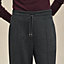 宽松长裤, 视图: 图片：产品佩戴, worn, 当前为第4张（共5张）