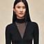 山羊绒长袖套头衫, 视图: 图片：产品佩戴, worn, 当前为第4张（共5张）