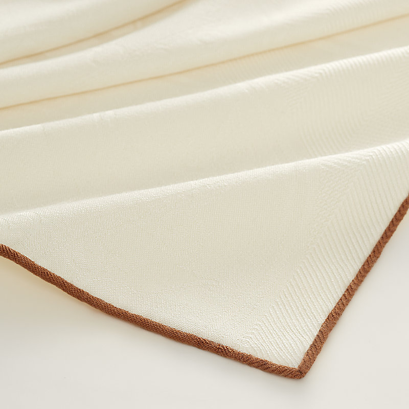 “新藏书章”110方巾