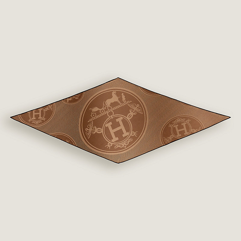 “新藏书章”菱形巾