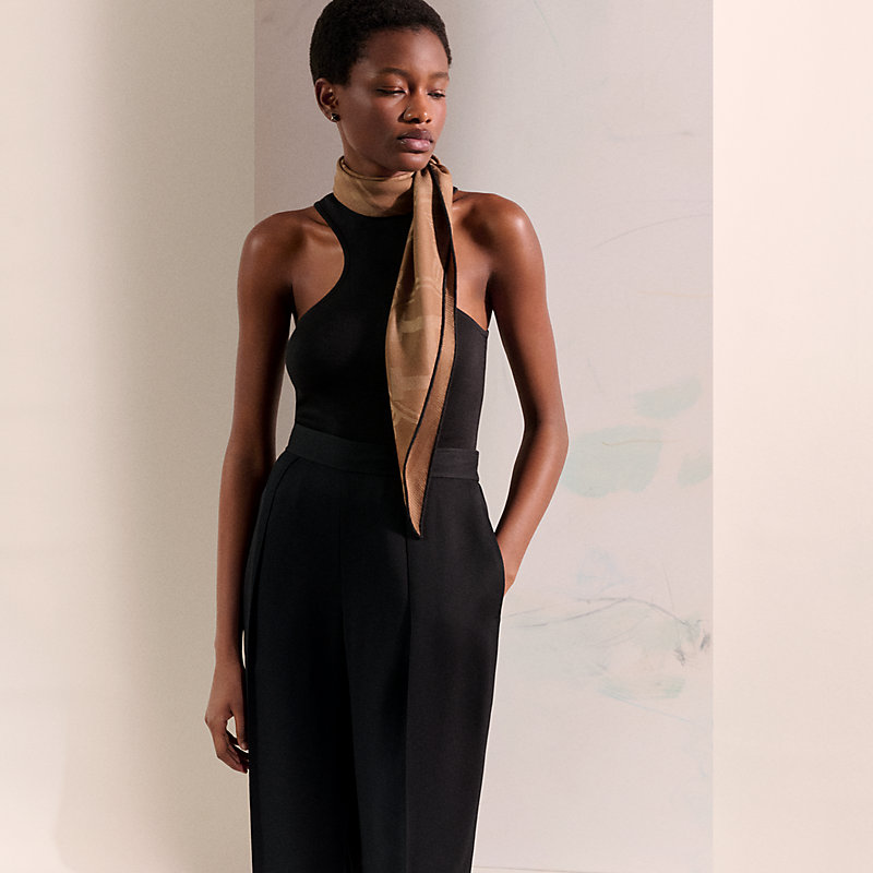 “新藏书章”菱形巾