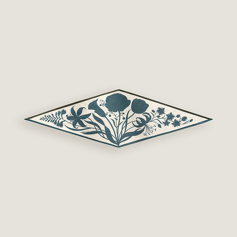 “永生花束”菱形巾