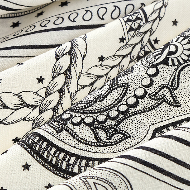 “盛宴BANDANA”140披肩, 视图: , 当前为第4张（共4张）