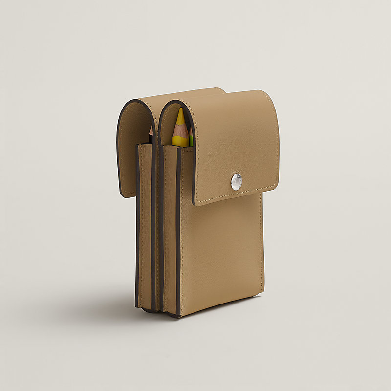 “袋中乾坤”彩色文具袋