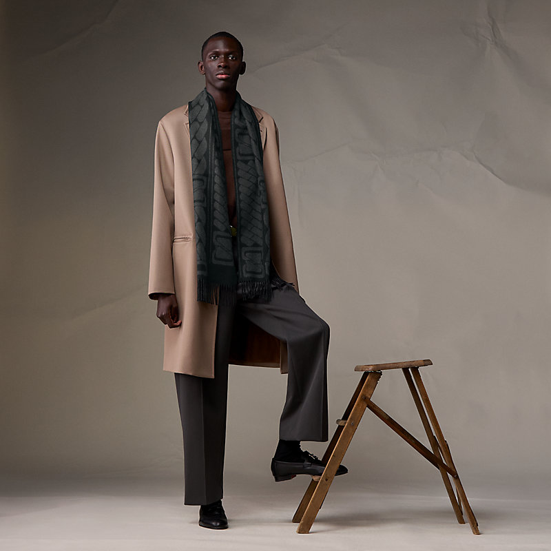 “锁扣叮当”围巾