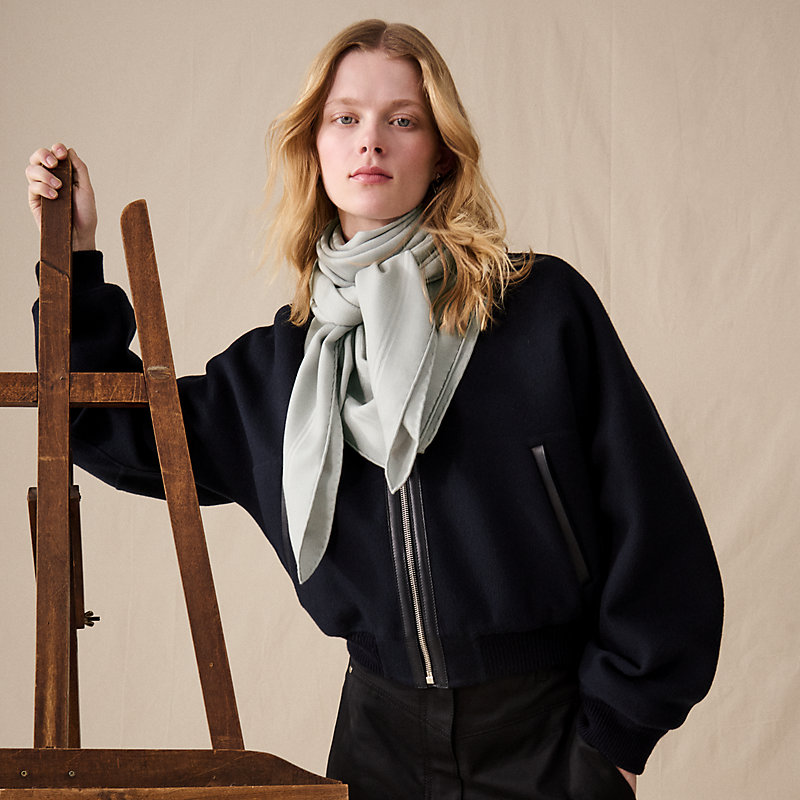 “马鞍腹带”115方巾