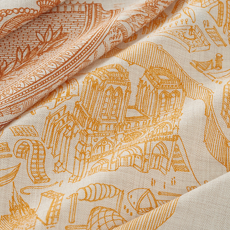 “骏马新城”140披肩